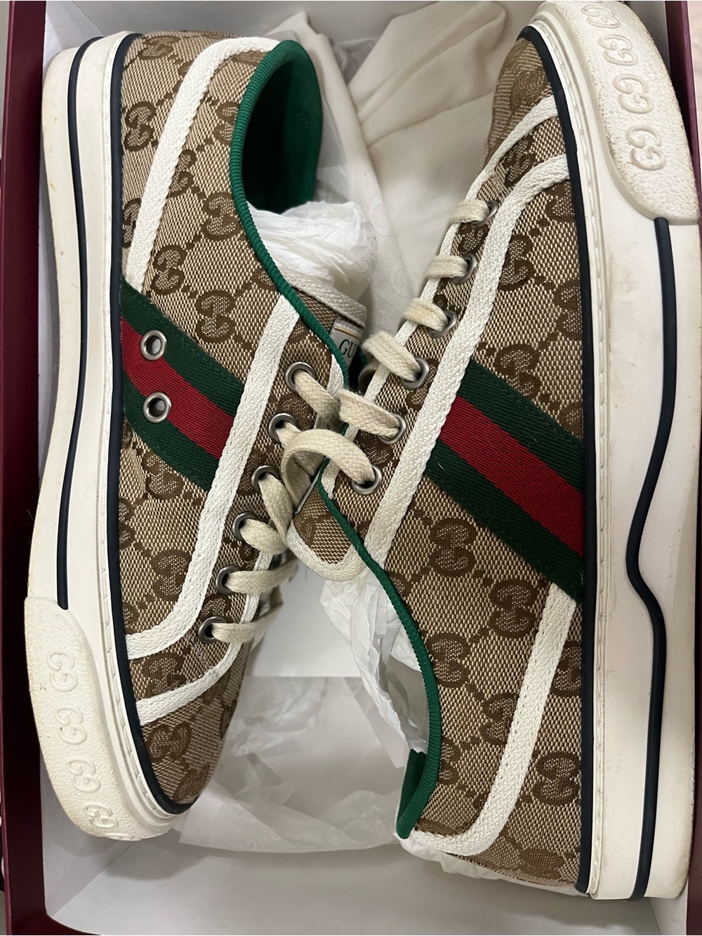 Gucci Beige GG Canvas Low-Top Sneakers with Green & Red Stripe